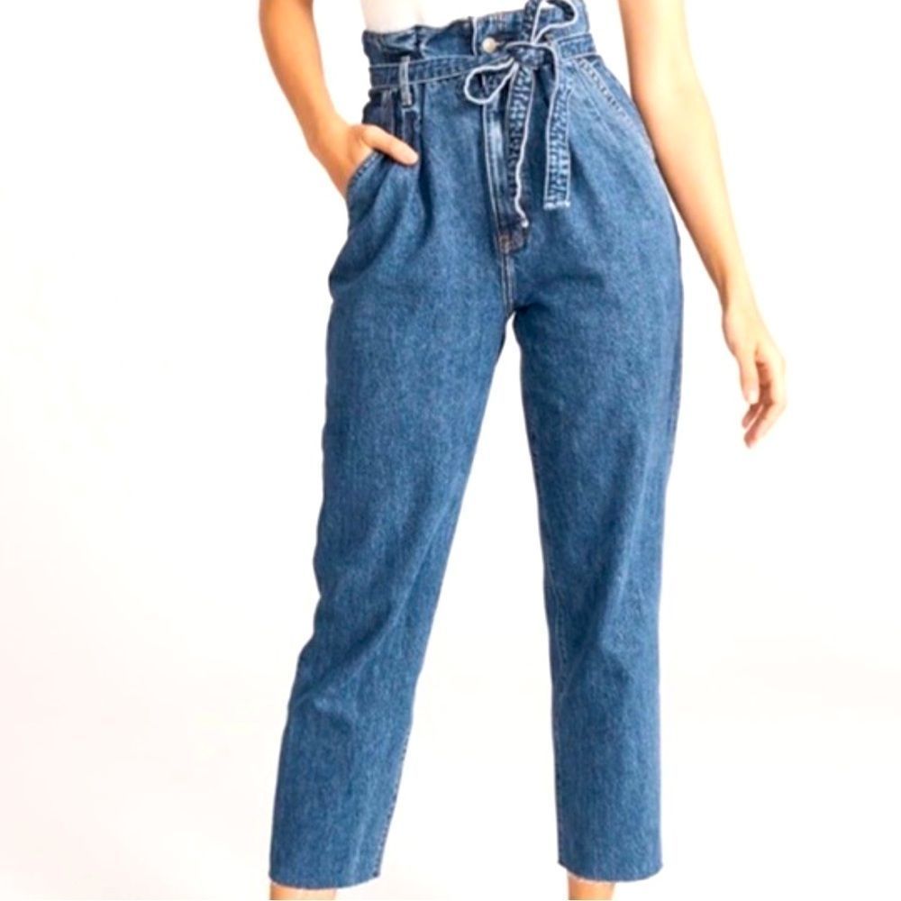 ABERCROMBIE & FITCH Paper Bag High Waist Mom Jeans Sz 26